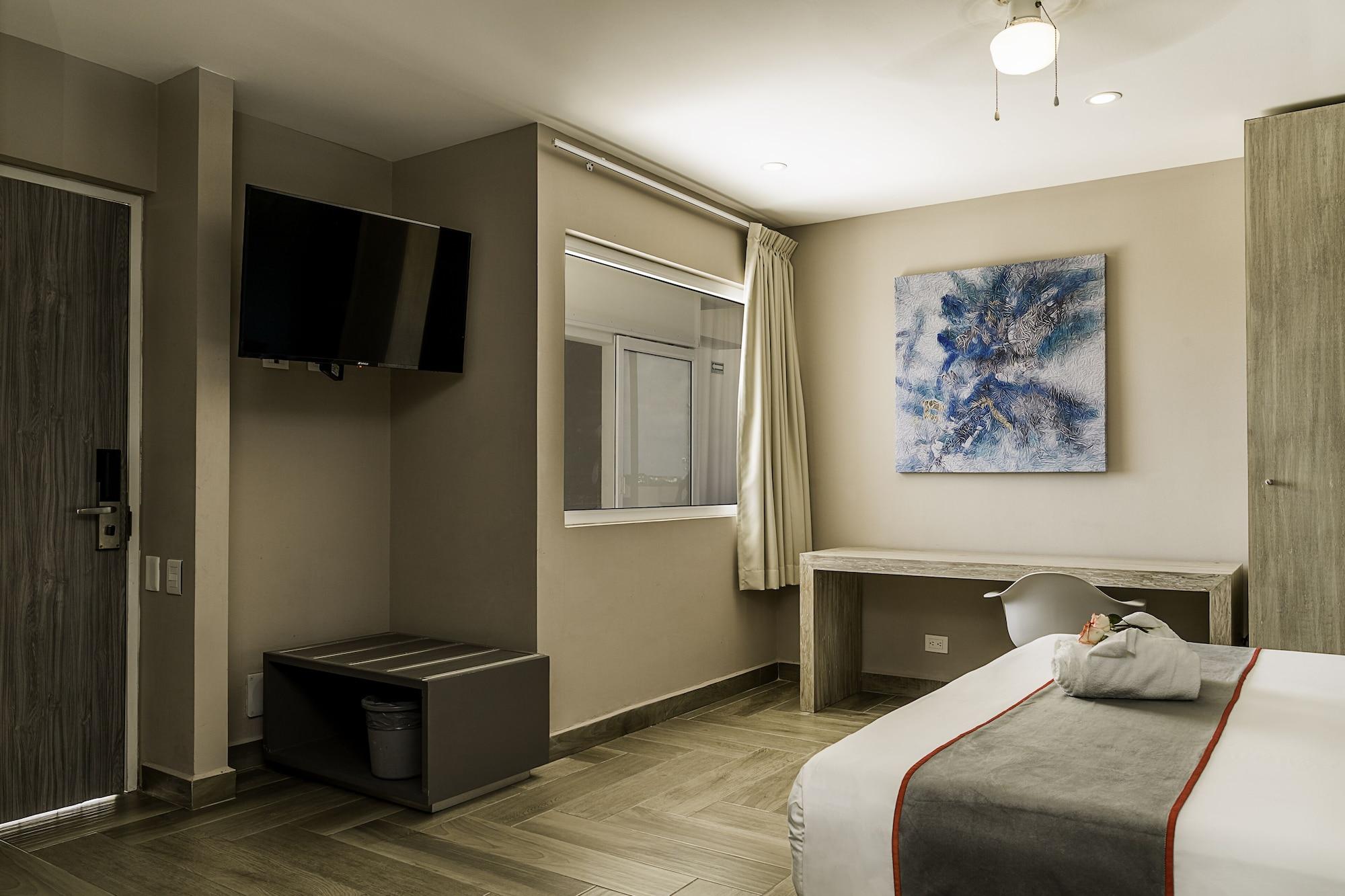 Bfh Attraction Deluxe Hotel プレヤデルカーメン エクステリア 写真